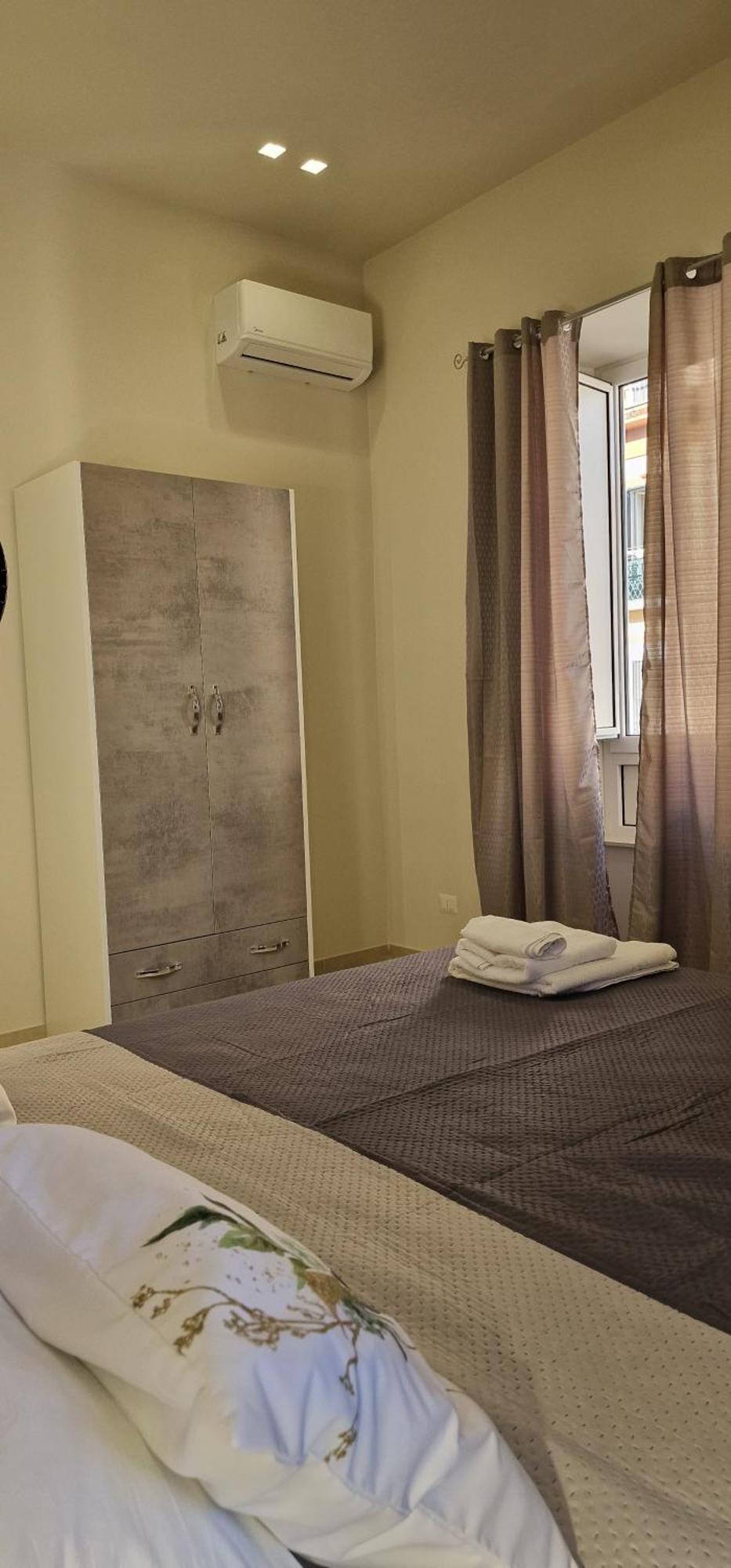 Mopi Maison * Napels